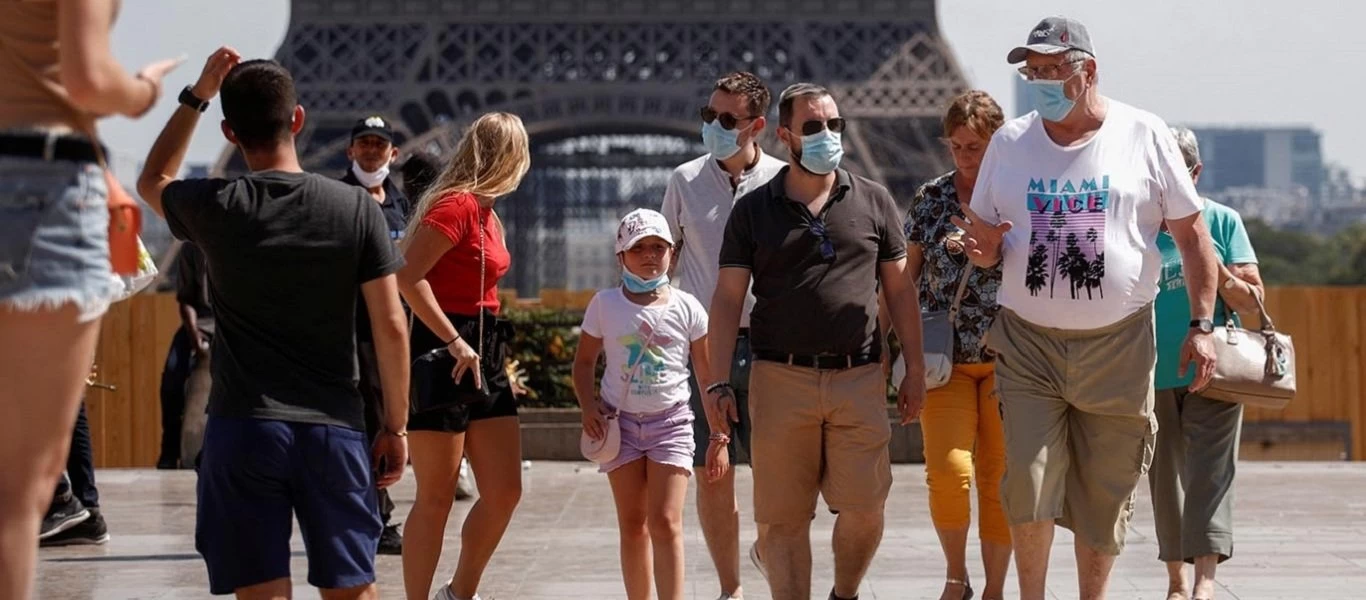 Κορωνοϊός: Επεκτείνεται η χρήση μάσκας στο Παρίσι - Τι ισχύει για τις συναθροίσεις